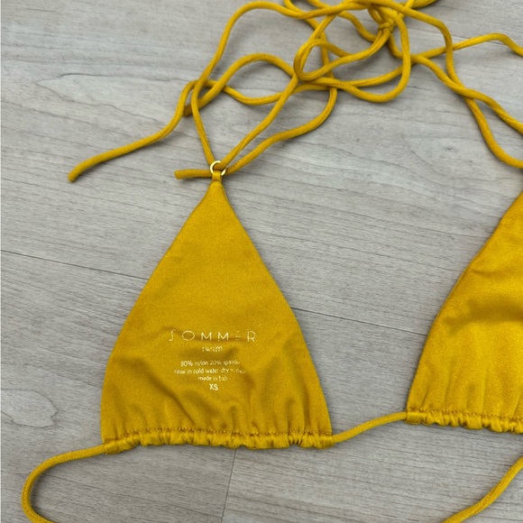 Sommer Swim - Picture 3 of 3